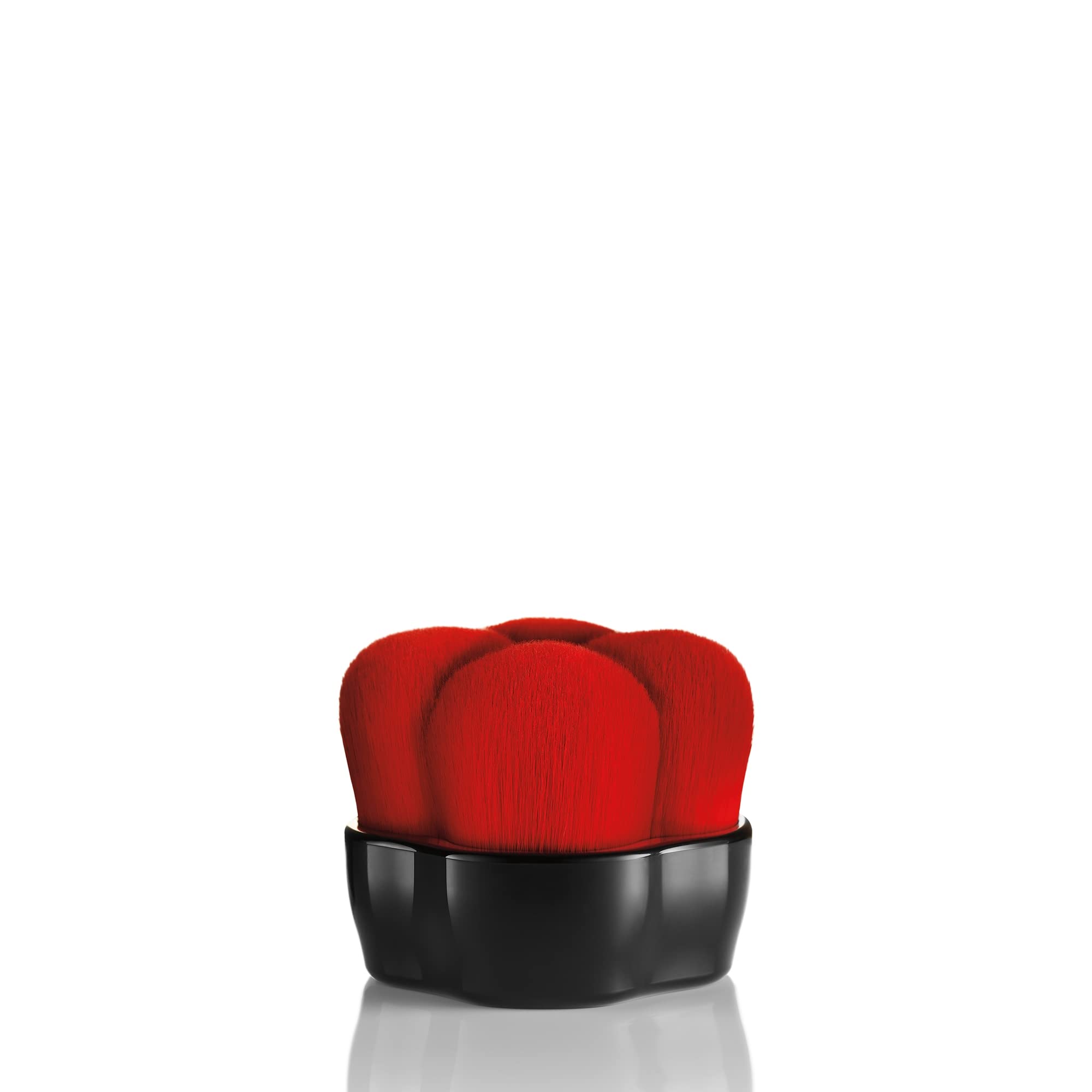 Shiseido HANATSUBAKI HAKE Polishing Face Brush - Contours & Buffs for Polished, Streak-Free Finish - High-Performance, Animal-Fr