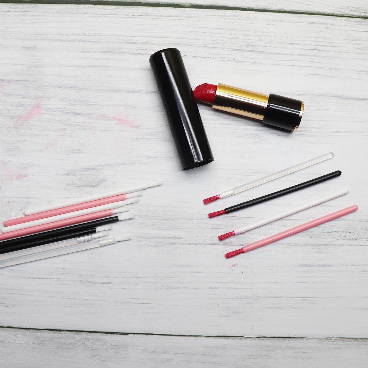 100 Pcs Disposable Makeup Lip Brushes Pyo Cookie Paint Brushes Nail Polish Brushes Cosmetic Lip Brush Wands Mini Paint Brushes F