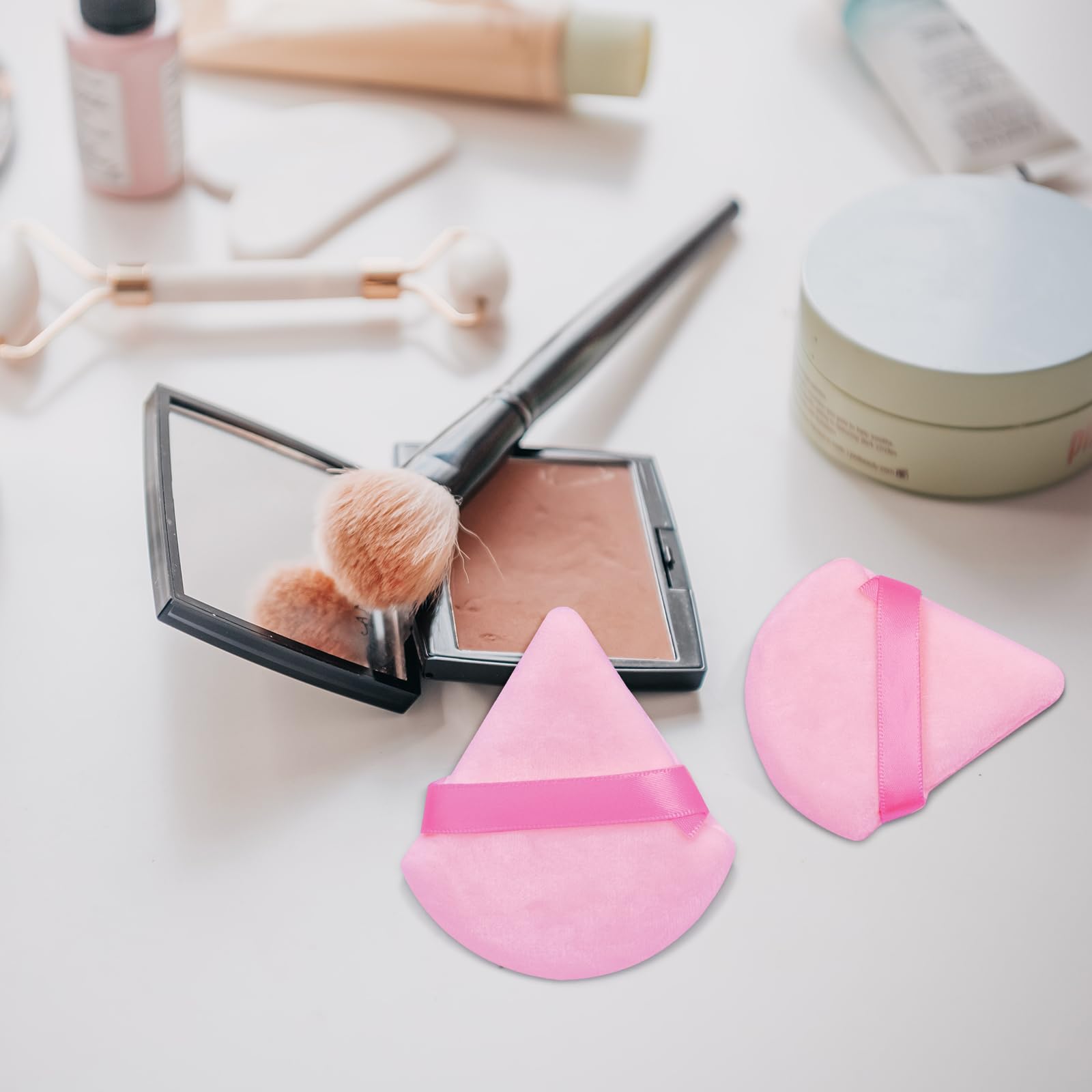Flytianmy 2Pcs Triangle Powder Puffs, Face Makeup Puff For Body Loose Powder Beauty Makeup Tool Pink