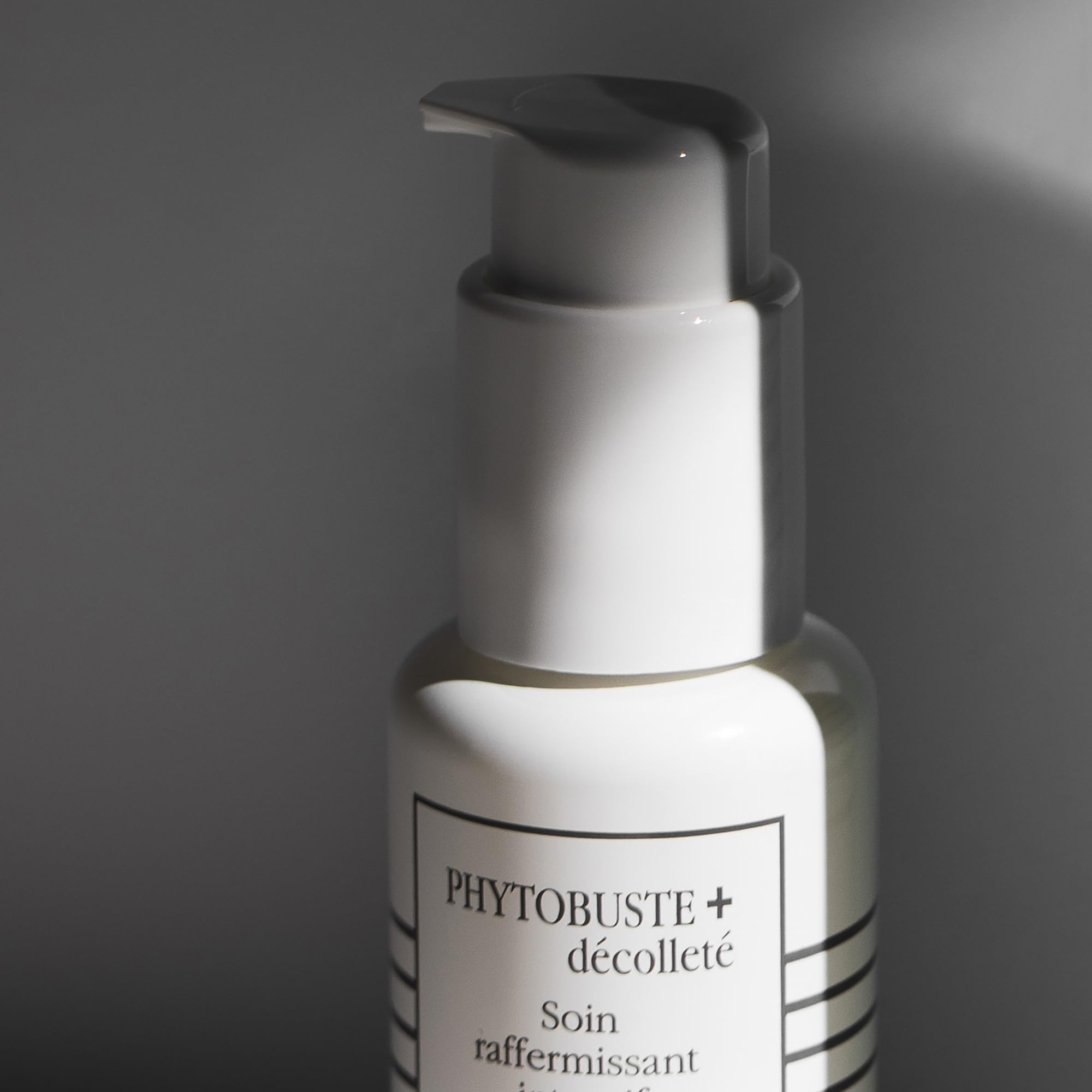 Sisley Paris Phytobuste + Decollete Intensive Firming Bust Compound For Women Treatment, 16 Ounce